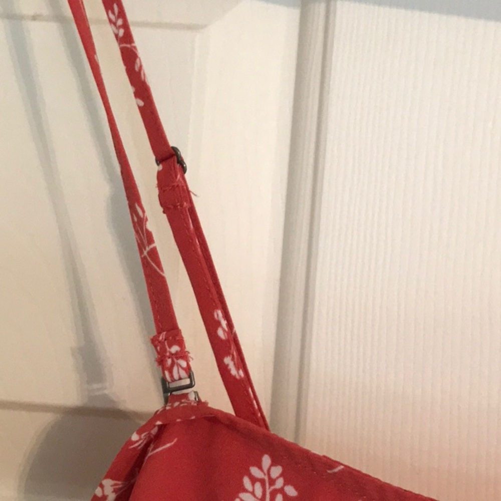 Abercrombie & Fitch halter top with tie back, size small - Picture 3 of 5